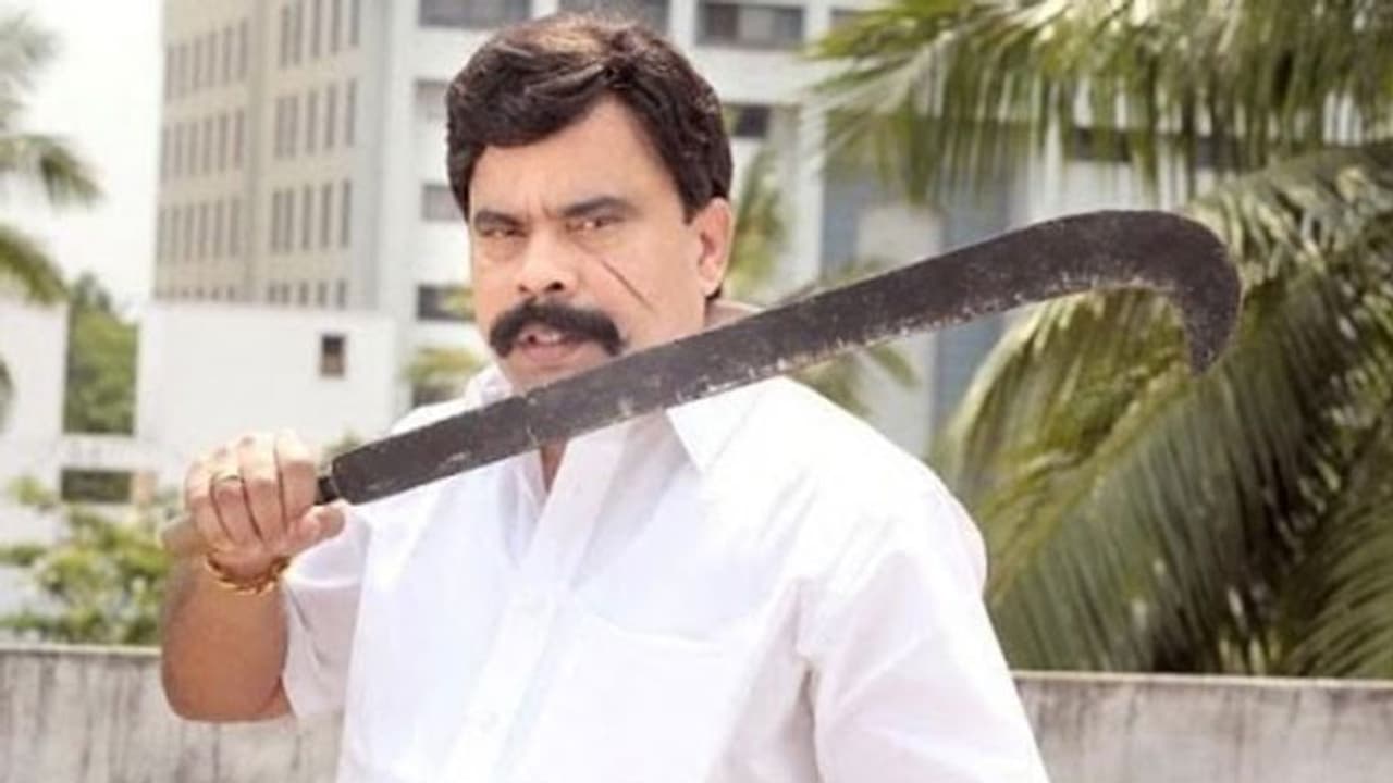 தன்னைத்தானே கடத்திக்கொண்டு காமெடி பண்ணும் ’உயர்திரு 420’ பவர் ஸ்டார்...