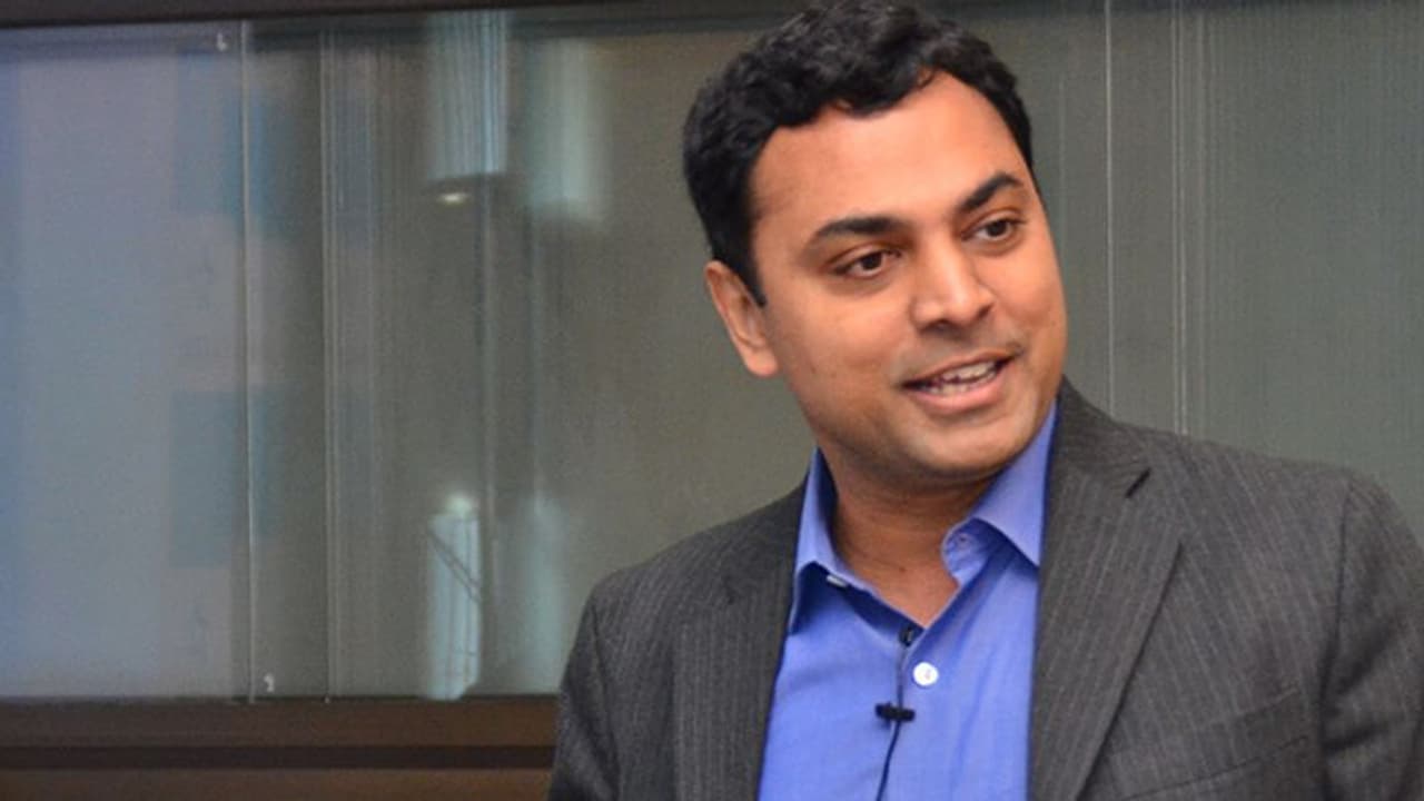 US ವಿಶ್ವವಿದ್ಯಾಲಯ ಪ್ರವೇಶಾತಿಗೆ ಹನುಮಾನ್ ಚಾಲೀಸಾ ಪಠಣ ನೆರವು, ಆರ್ಥಿಕ ಸಲಹೆಗಾರ ಬಿಚ್ಚಿಟ್ಟ ಸೀಕ್ರೆಟ್!