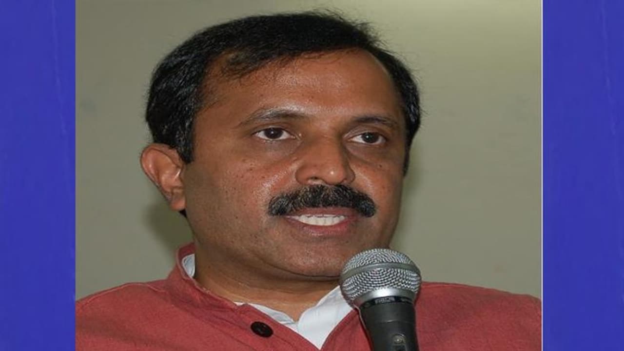 నాపై హత్యాయత్నం: కవిత పాత్రపై మధుయాష్కీ అనుమానం నాపై హత్యాయత్నం: కవిత పాత్రపై మధుయాష్కీ అనుమానం