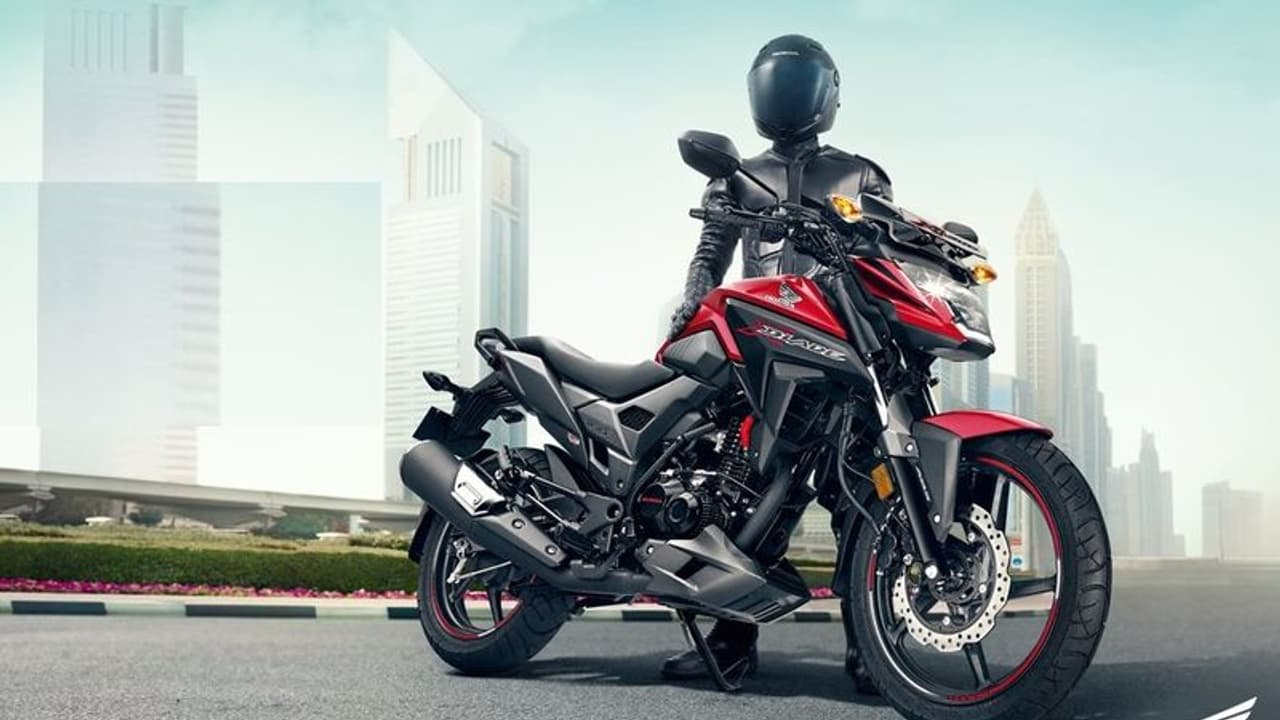 ഹൃദയം പുതുക്കി എത്തി ഹോണ്ടയുടെ സ്റ്റൈലന്, യുവഹൃദയങ്ങള് കീഴടക്കാന്! ഹൃദയം പുതുക്കി എത്തി ഹോണ്ടയുടെ സ്റ്റൈലന്, യുവഹൃദയങ്ങള് കീഴടക്കാന്!