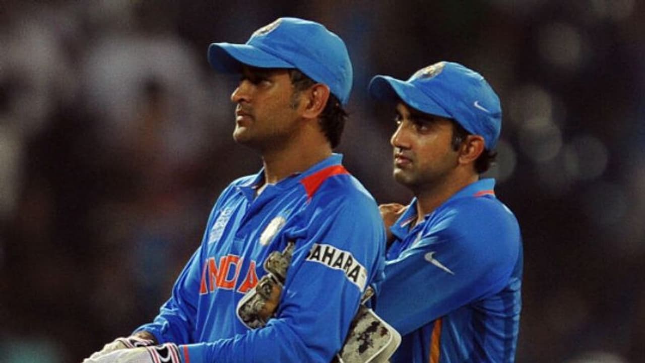 ഞങ്ങള്‍ക്കത് വലിയൊരു ഷോക്കായിരുന്നു; ധോണിയുടെ ക്യാപ്റ്റന്‍സിക്കെതിരെ തുറന്നടിച്ച് ഗംഭീര്‍