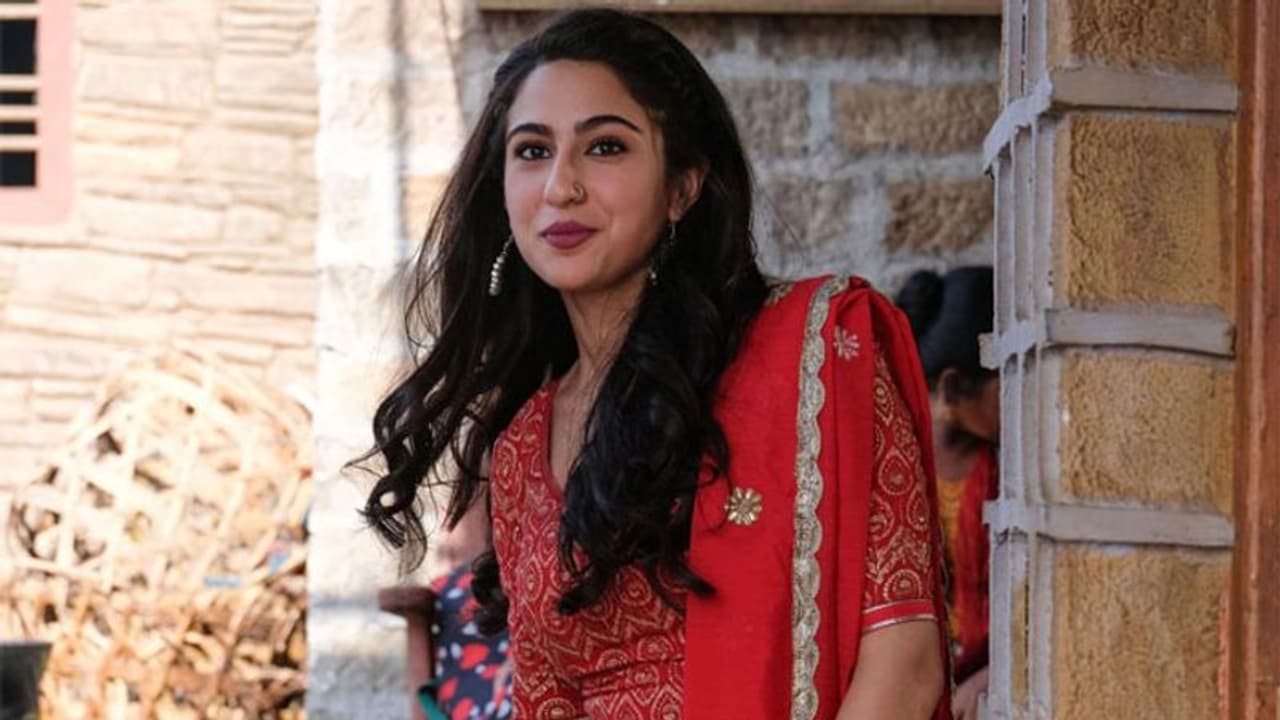 హీరోయిన్ హర్టయ్యానంటూ...జనాలను రెచ్చ గొడుతోందా? హీరోయిన్ హర్టయ్యానంటూ...జనాలను రెచ్చ గొడుతోందా?