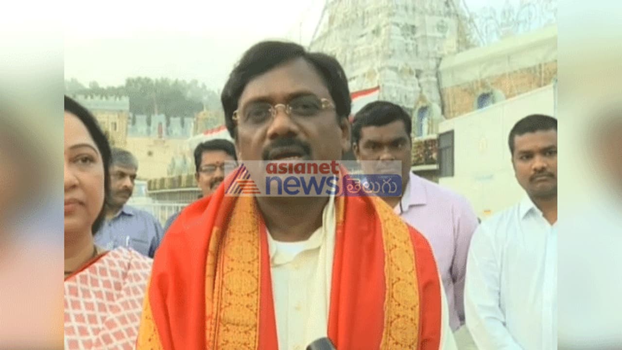 పోటీ నుండి తప్పుకొన్న వివేక్: కేసీఆర్‌పై తీవ్ర వ్యాఖ్యలు