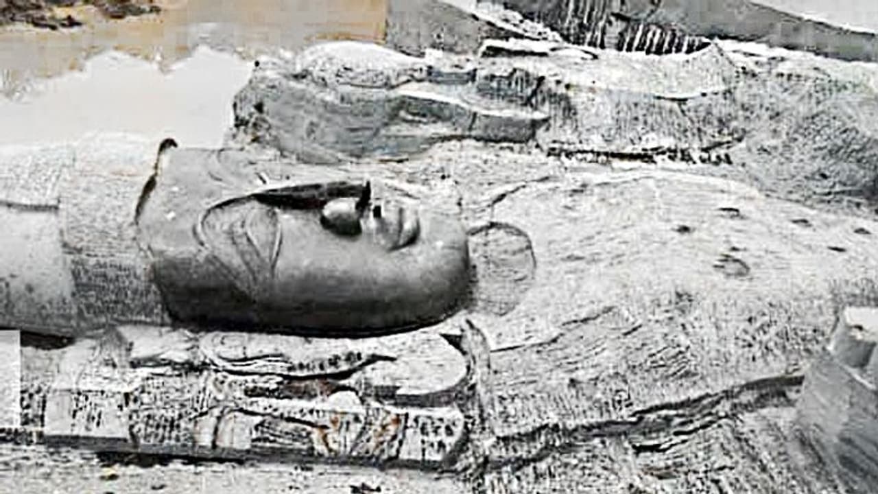 ಬೆಂಗಳೂರಿಗೆ ಬರ್ತಿದೆ 300 ಟನ್ ವಿಷ್ಣು ಮೂರ್ತಿ! ಬೆಂಗಳೂರಿಗೆ ಬರ್ತಿದೆ 300 ಟನ್ ವಿಷ್ಣು ಮೂರ್ತಿ!