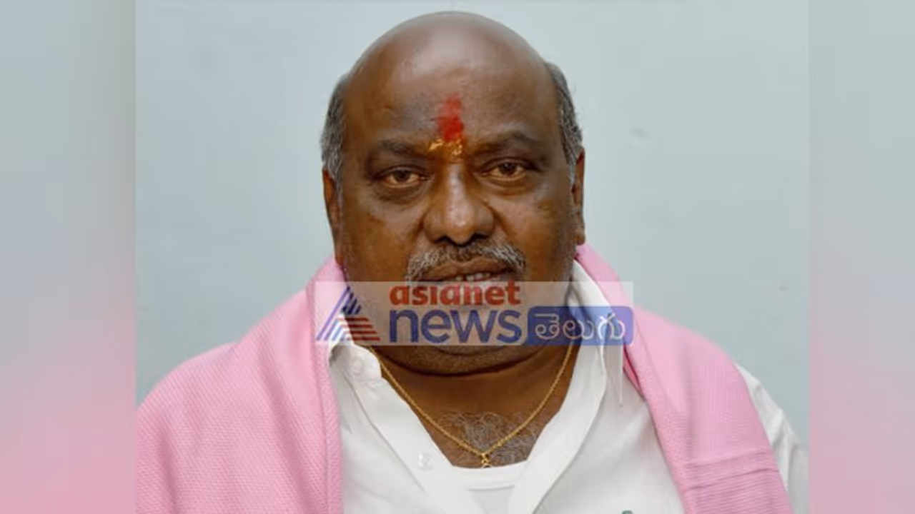 కంటతడి పెట్టుకున్న జోగు.. అజ్ఞాతంలోకి వెళ్లలేదు కంటతడి పెట్టుకున్న జోగు.. అజ్ఞాతంలోకి వెళ్లలేదు