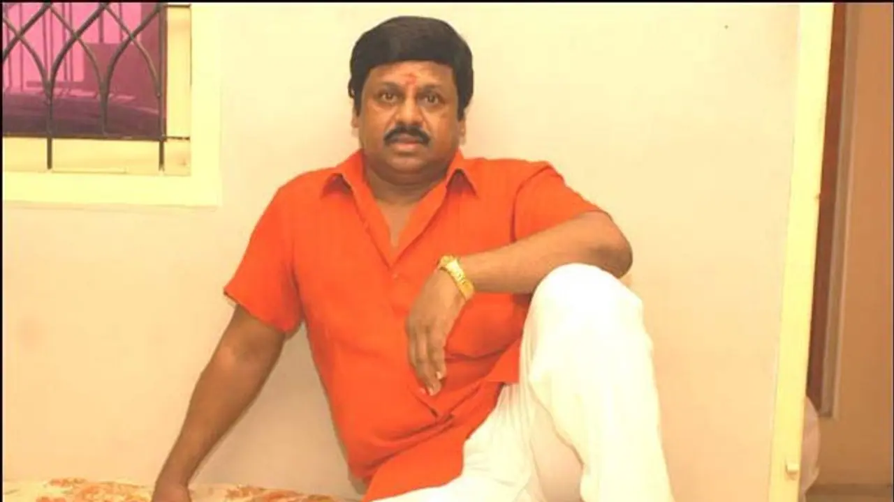 ராமராஜன் இஸ் பேக்! டபுள் ரோலில் டார்ச்சர் பண்ண ரெடியாகிறார்: கதறப்போகும் திரையரங்குகள். ராமராஜன் இஸ் பேக்! டபுள் ரோலில் டார்ச்சர் பண்ண ரெடியாகிறார்: கதறப்போகும் திரையரங்குகள்.