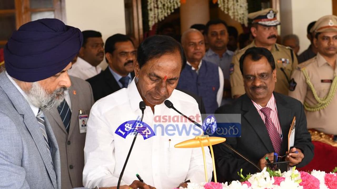 తెలంగాణ మంత్రి వర్గం: ఆలస్యానికి కారణం చెప్పిన కేసీఆర్ తెలంగాణ మంత్రి వర్గం: ఆలస్యానికి కారణం చెప్పిన కేసీఆర్