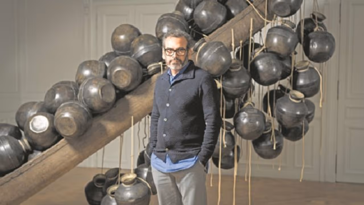 #MeToo: Subodh Gupta is 'serial sexual harasser', alleges Instagram post
