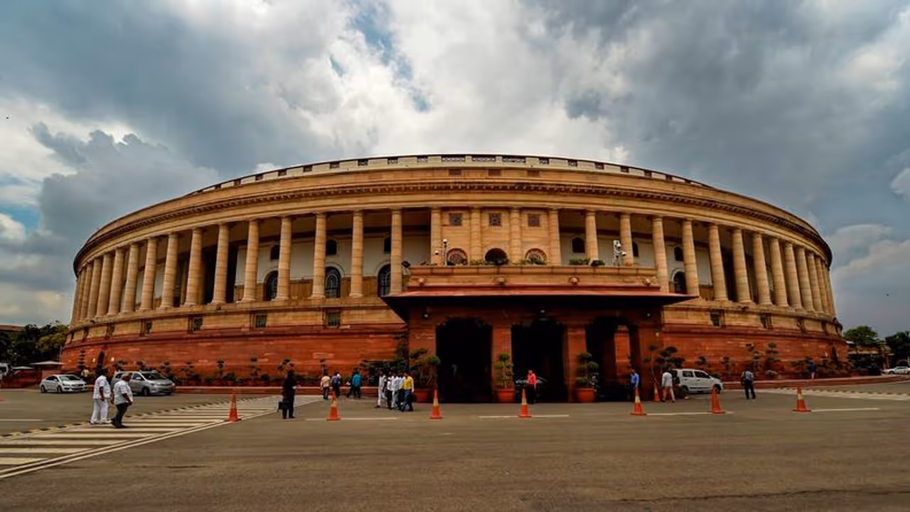 राफेल और राम मंदिर पर लोकसभा और राज्यसभा में हंगामा