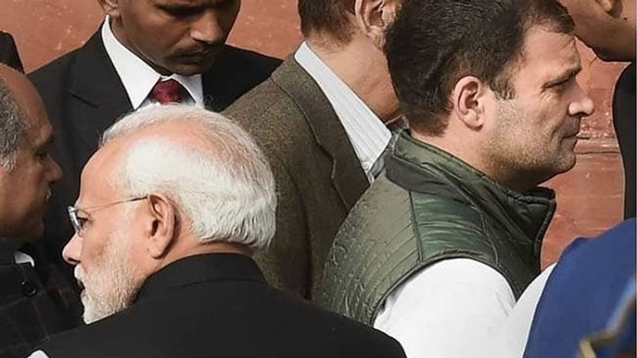 ಅವ್ರೂ ಅಲ್ಲೇ, ಇವ್ರೂ ಅಲ್ಲೇ: ಮೋದಿ ರಾಹುಲ್ ಮಧ್ಯೆ ಮಾತಿಲ್ಲ ಕತೆಯಿಲ್ಲ! ಅವ್ರೂ ಅಲ್ಲೇ, ಇವ್ರೂ ಅಲ್ಲೇ: ಮೋದಿ ರಾಹುಲ್ ಮಧ್ಯೆ ಮಾತಿಲ್ಲ ಕತೆಯಿಲ್ಲ!