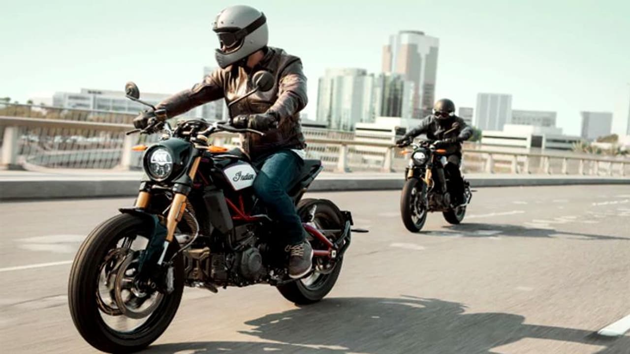 FTR 1200 കാര്ബണുമായി ഇന്ത്യന് മോട്ടോര്സൈക്കിള്സ് FTR 1200 കാര്ബണുമായി ഇന്ത്യന് മോട്ടോര്സൈക്കിള്സ്