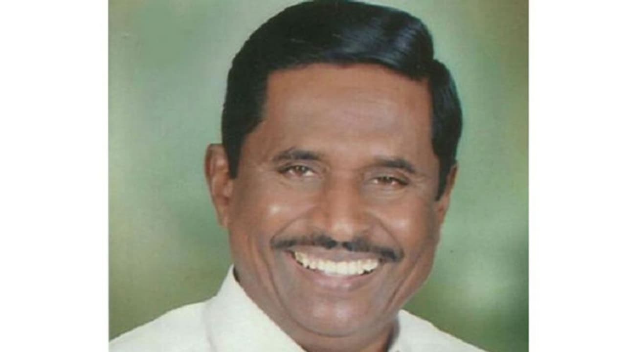 மீண்டும் களத்தில் சின்னச்சாமி… அதிமுகவில் முக்கிய பதவியை அள்ளி கொடுத்த ஓபிஎஸ், இபிஎஸ் மீண்டும் களத்தில் சின்னச்சாமி… அதிமுகவில் முக்கிய பதவியை அள்ளி கொடுத்த ஓபிஎஸ், இபிஎஸ்