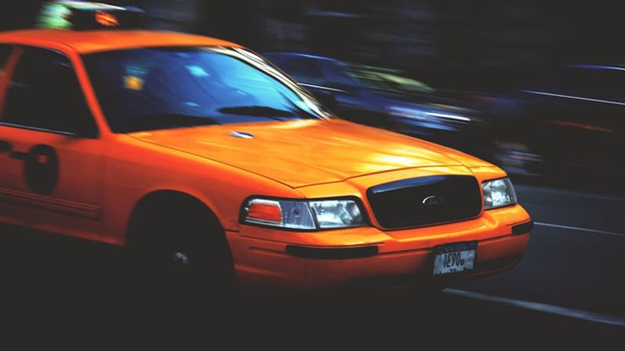 ഒരു കുഞ്ഞുകാര്യം, ഈ ടാക്സി ഡ്രൈവര്ക്ക് നല്കിയത് വലിയ സന്തോഷം ഒരു കുഞ്ഞുകാര്യം, ഈ ടാക്സി ഡ്രൈവര്ക്ക് നല്കിയത് വലിയ സന്തോഷം