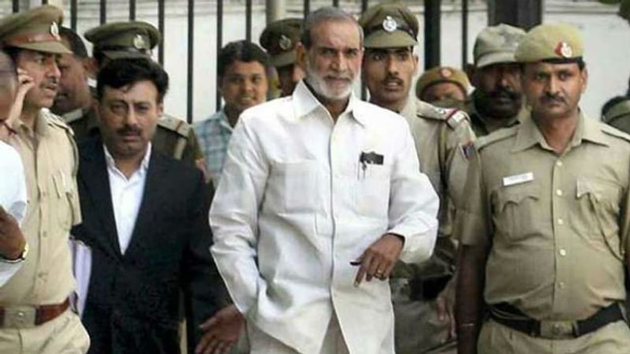 1984 సిక్కు అల్లర్ల కేసు: కాంగ్రెస్ సీనియర్ నేత గులాటీకి జీవిత ఖైదు 1984 సిక్కు అల్లర్ల కేసు: కాంగ్రెస్ సీనియర్ నేత గులాటీకి జీవిత ఖైదు