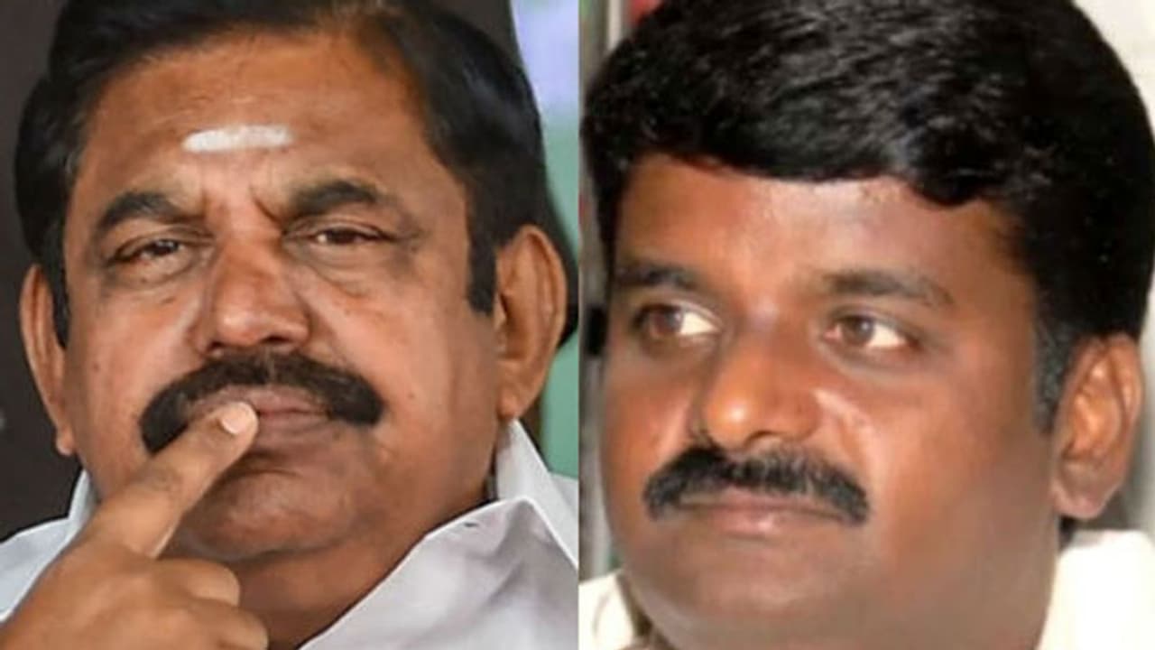 ஒரே பந்தில் 9 ரன்களை அடிக்கும் வல்லமை மிக்க தலைவர் முதல்வர் எடப்பாடி... புகழ்ந்து தள்ளிய அமைச்சர் விஜயபாஸ்கர்..! ஒரே பந்தில் 9 ரன்களை அடிக்கும் வல்லமை மிக்க தலைவர் முதல்வர் எடப்பாடி... புகழ்ந்து தள்ளிய அமைச்சர் விஜயபாஸ்கர்..!