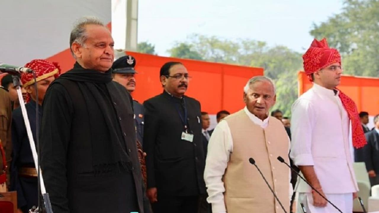 अशोक गहलोत ने तीसरी बार ली मुख्यमंत्री की शपथ, सचिन बने उपमुख्यमंत्री
