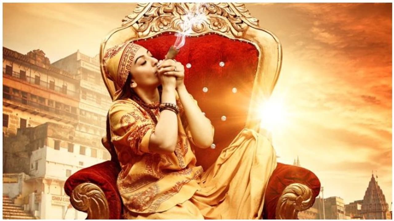 Hansika Motwani with Whiskey : கஞ்சாவை தொடர்ந்து விஸ்கி ... ஹன்ஷிகாவின் போஸால் கடுப்பான நெட்டிசன்கள்... Hansika Motwani with Whiskey : கஞ்சாவை தொடர்ந்து விஸ்கி ... ஹன்ஷிகாவின் போஸால் கடுப்பான நெட்டிசன்கள்...