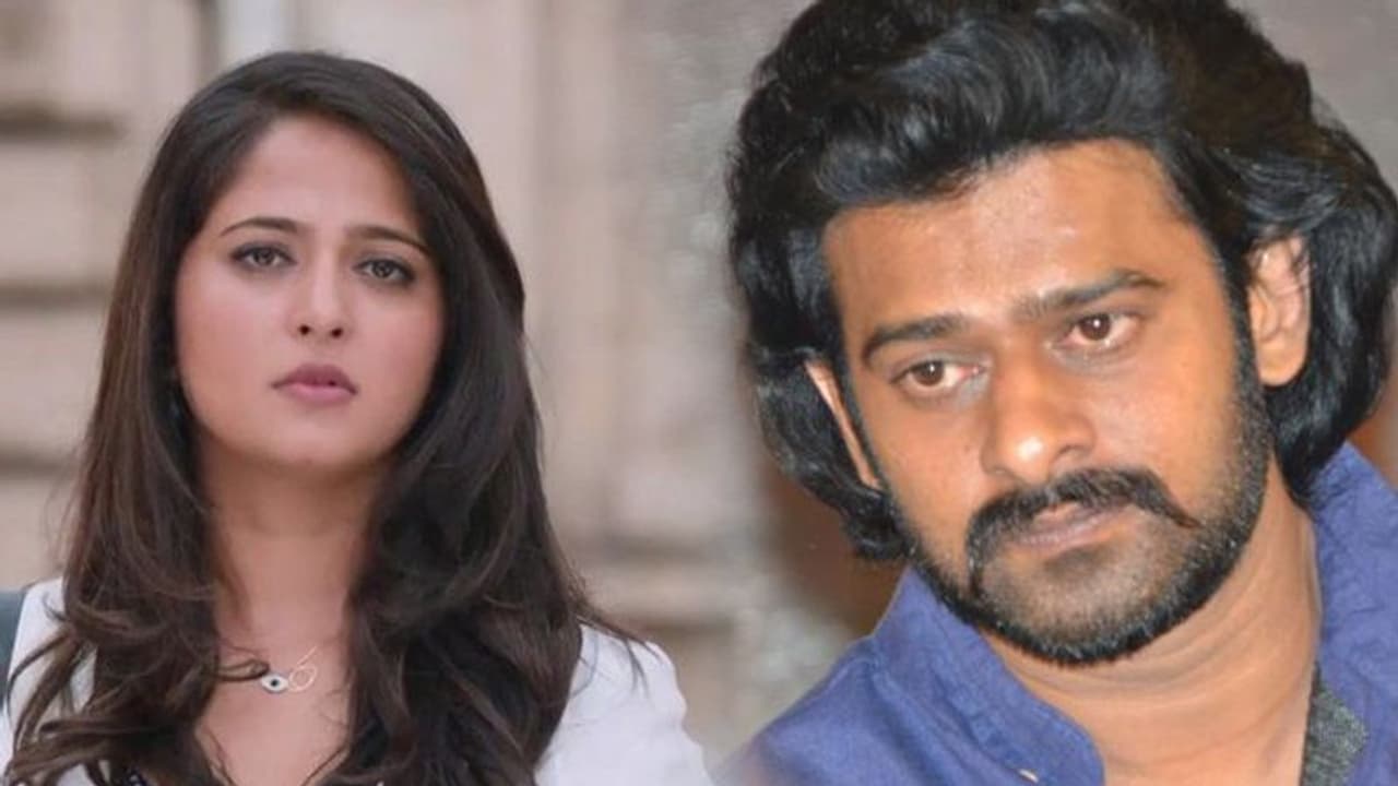 ప్రభాస్ ఈసారైనా (అనుష్క) రూమర్ కి చెక్ పెడతాడా? ప్రభాస్ ఈసారైనా (అనుష్క) రూమర్ కి చెక్ పెడతాడా?