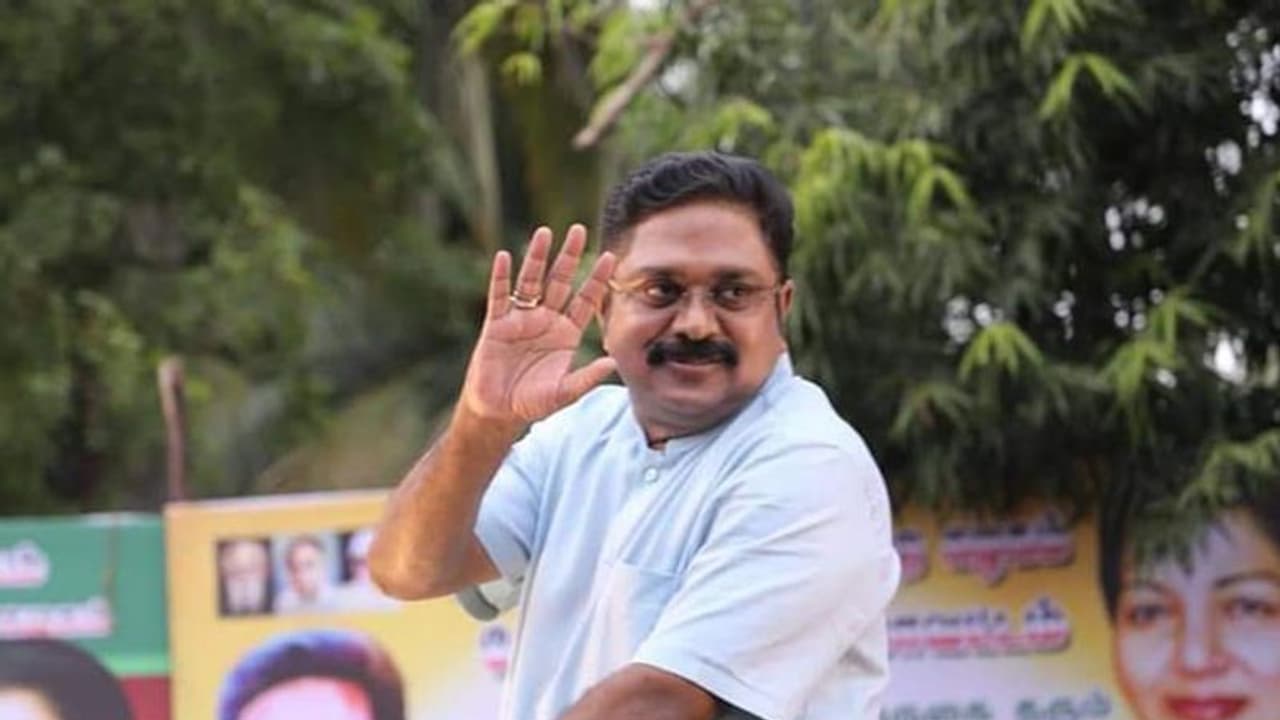 முதல்வரை சந்திக்கப்போகிறேன்... டி.டி.வி அணி எம்.எல்.ஏ அதிரடி அதகளம்..! முதல்வரை சந்திக்கப்போகிறேன்... டி.டி.வி அணி எம்.எல்.ஏ அதிரடி அதகளம்..!