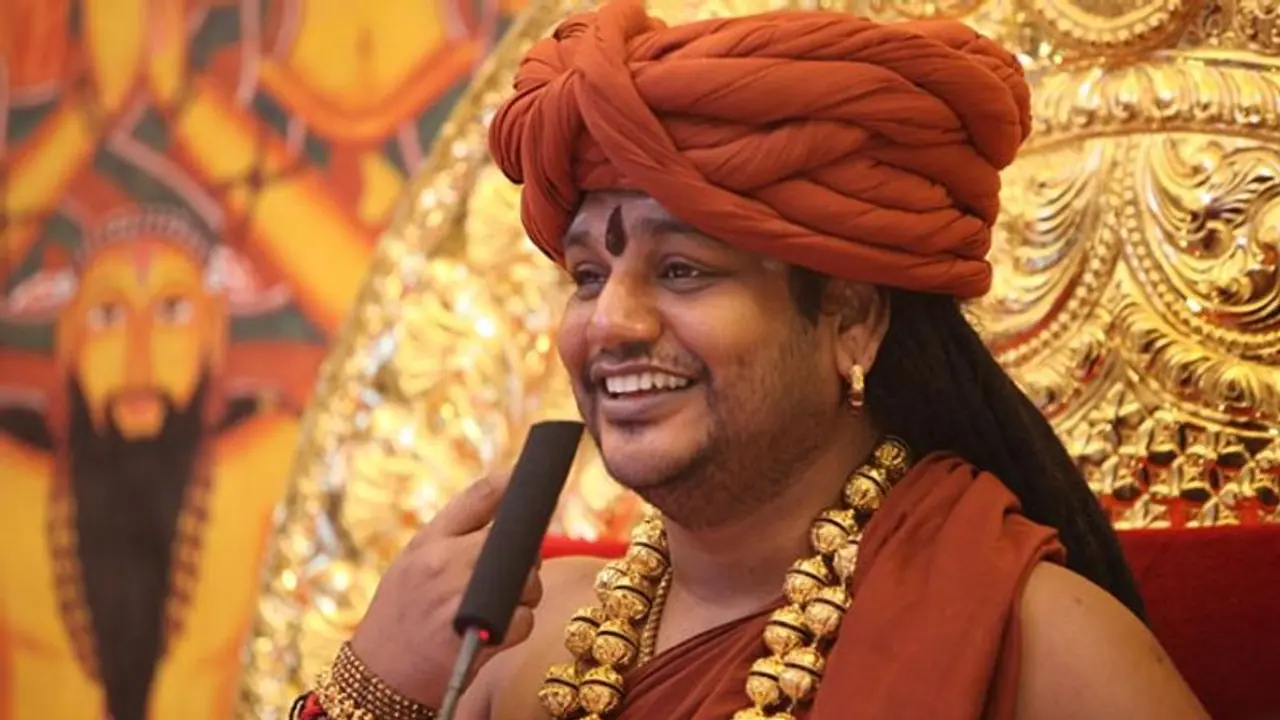 நித்தியானந்தாவை ஓட விடும் அந்த பெரிய மனிதர்..! பகைக்க கூடாத இடத்தில் பகைத்துக் கொண்டதால் ஏற்பட்ட பிரச்சனை..! நித்தியானந்தாவை ஓட விடும் அந்த பெரிய மனிதர்..! பகைக்க கூடாத இடத்தில் பகைத்துக் கொண்டதால் ஏற்பட்ட பிரச்சனை..!