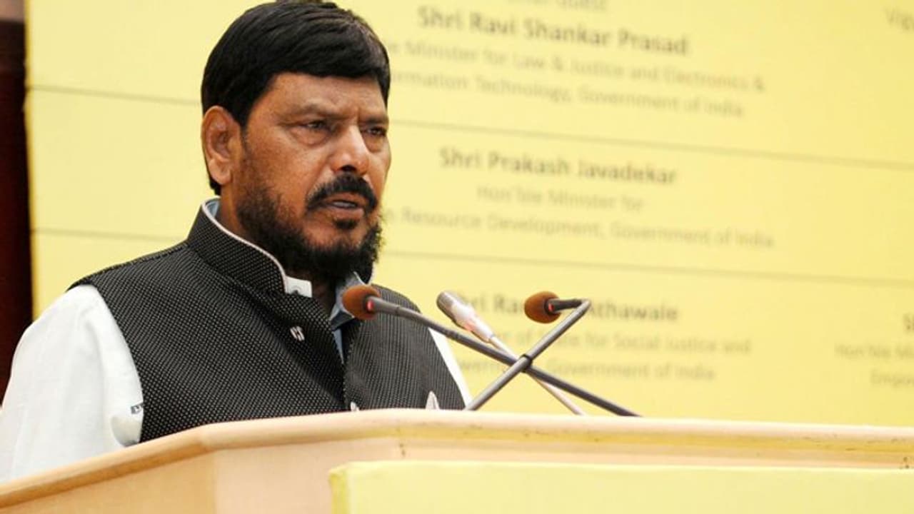 80 శాతం ముస్లింలు ఓబీసీ కోటాను అనుభవిస్తున్నారు రాందాస్ అథవాలే 80 శాతం ముస్లింలు ఓబీసీ కోటాను అనుభవిస్తున్నారు రాందాస్ అథవాలే