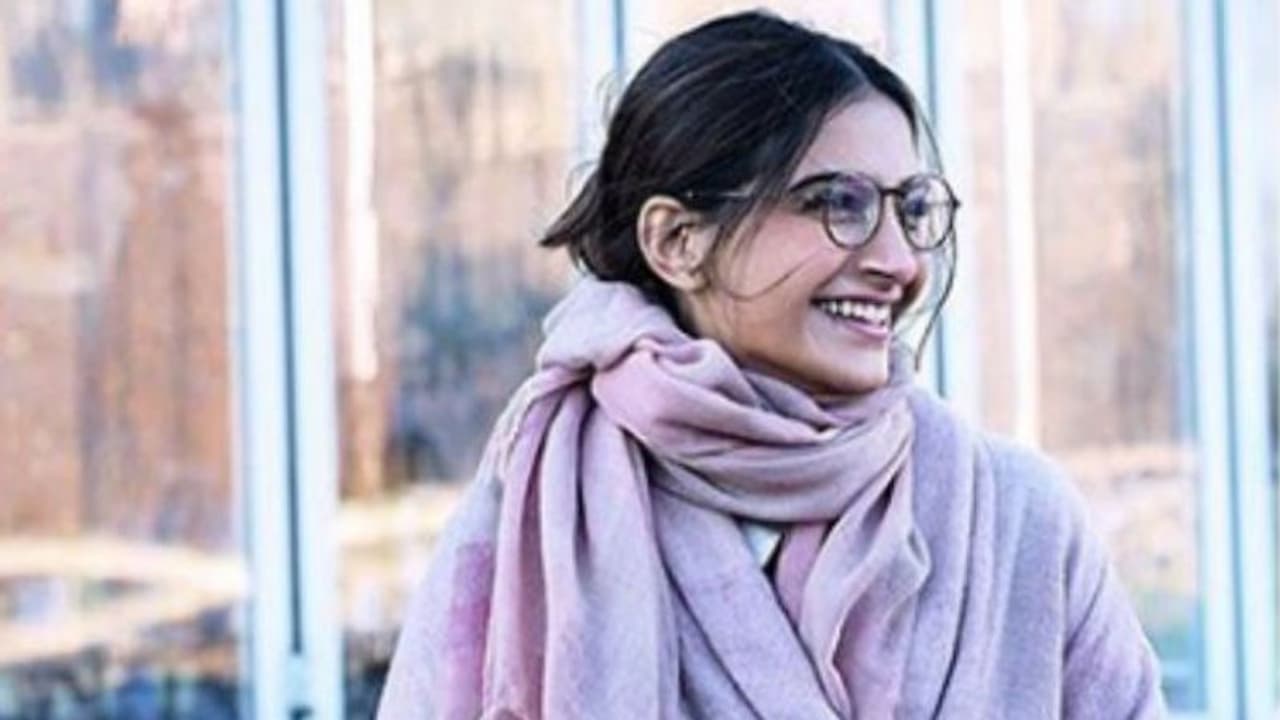 'എനിക്ക് തണുപ്പുകാലം ഇഷ്ടമാണ്, കാരണമെന്തെന്നോ?...' 'എനിക്ക് തണുപ്പുകാലം ഇഷ്ടമാണ്, കാരണമെന്തെന്നോ?...'