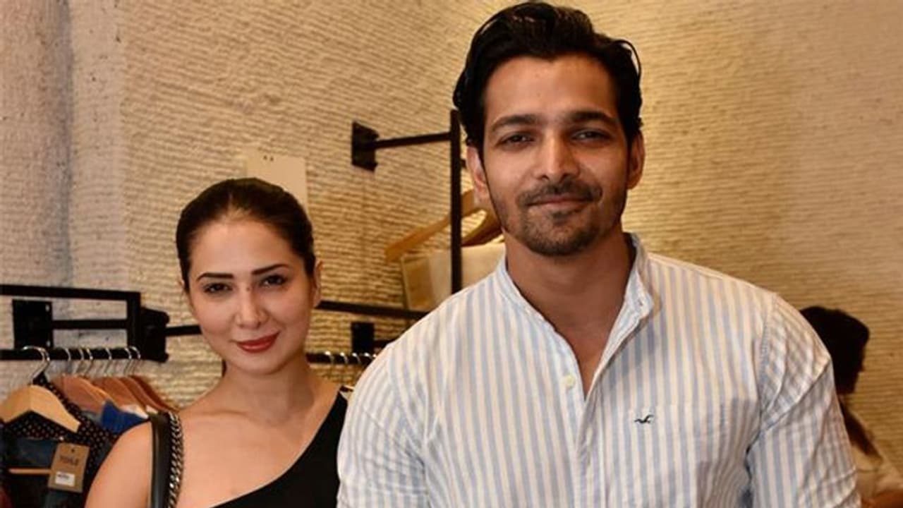 నిజమే.. పెళ్లయిన నటితో హీరో రిలేషన్షిప్! నిజమే.. పెళ్లయిన నటితో హీరో రిలేషన్షిప్!