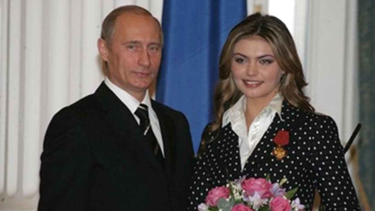 ಅವಳಿ ಮಕ್ಕಳಿಗೆ ತಾಯಿಯಾದ ಪುಟಿನ್ ರಹಸ್ಯ ಗೆಳತಿ! ಅವಳಿ ಮಕ್ಕಳಿಗೆ ತಾಯಿಯಾದ ಪುಟಿನ್ ರಹಸ್ಯ ಗೆಳತಿ!