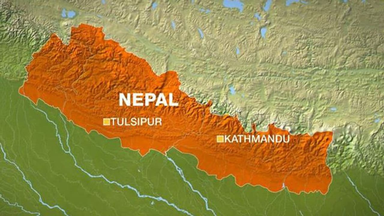 നേപ്പാളിൽ ബസ് അപകടത്തിൽ 21 പേർ മരിച്ചു നേപ്പാളിൽ ബസ് അപകടത്തിൽ 21 പേർ മരിച്ചു