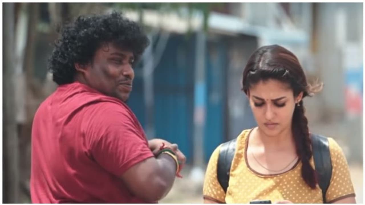 ஒரே நேரத்தில் விஜய், அஜீத்துடன் நடிக்கும் யோகி பாபு ’இருவர்’ குறித்து என்ன சொல்கிறார்? ஒரே நேரத்தில் விஜய், அஜீத்துடன் நடிக்கும் யோகி பாபு ’இருவர்’ குறித்து என்ன சொல்கிறார்?