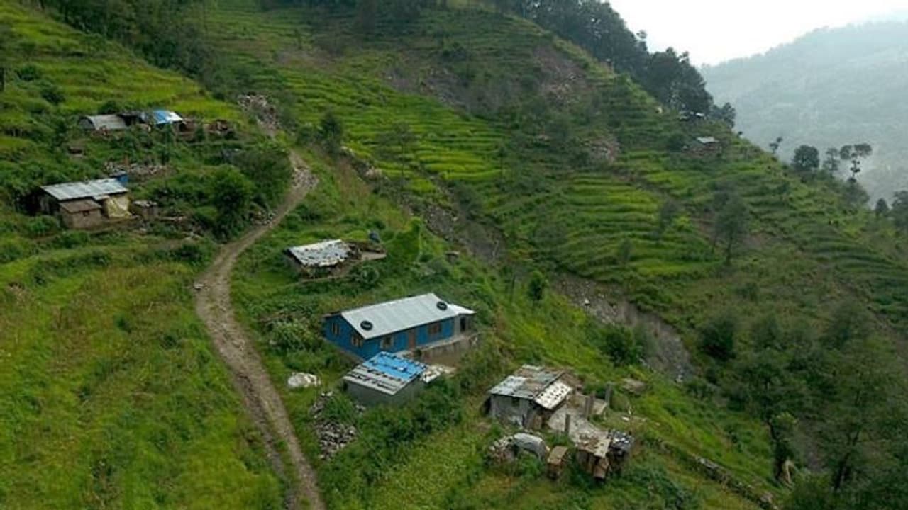 করোনা সংকটেই ফিরে এল ২০১৫ সালের ভূমিকম্পের স্মৃতি, দুলে উঠল পার্বত্য রাজ্য নেপাল করোনা সংকটেই ফিরে এল ২০১৫ সালের ভূমিকম্পের স্মৃতি, দুলে উঠল পার্বত্য রাজ্য নেপাল