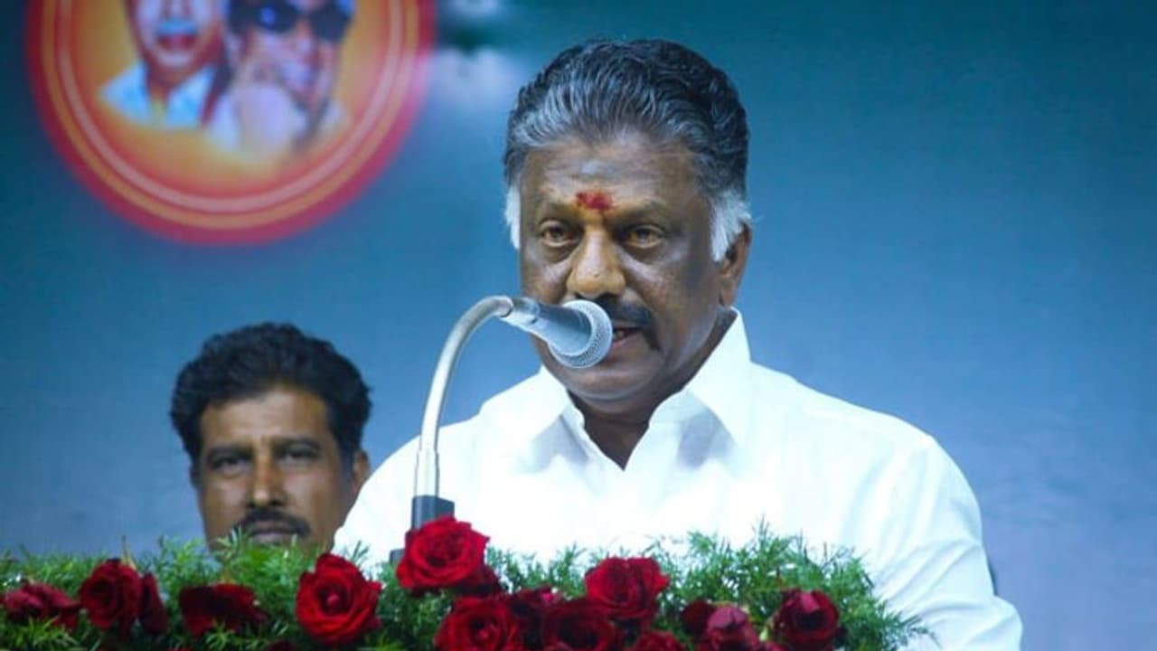 துன்பம் பிடிச்ச துணைமுதல்வர் பதவி வேண்டாம்... விவசாயி ஆகும் பன்னீர் செல்வம்..!? துன்பம் பிடிச்ச துணைமுதல்வர் பதவி வேண்டாம்... விவசாயி ஆகும் பன்னீர் செல்வம்..!?