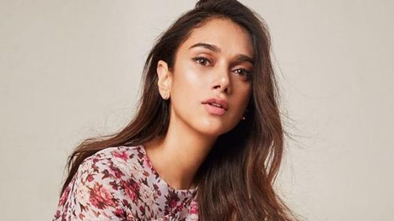 మీటూ: అడ్జస్ట్ అయితేనే అవకాశం అన్నారు.. నటి కామెంట్స్ మీటూ: అడ్జస్ట్ అయితేనే అవకాశం అన్నారు.. నటి కామెంట్స్