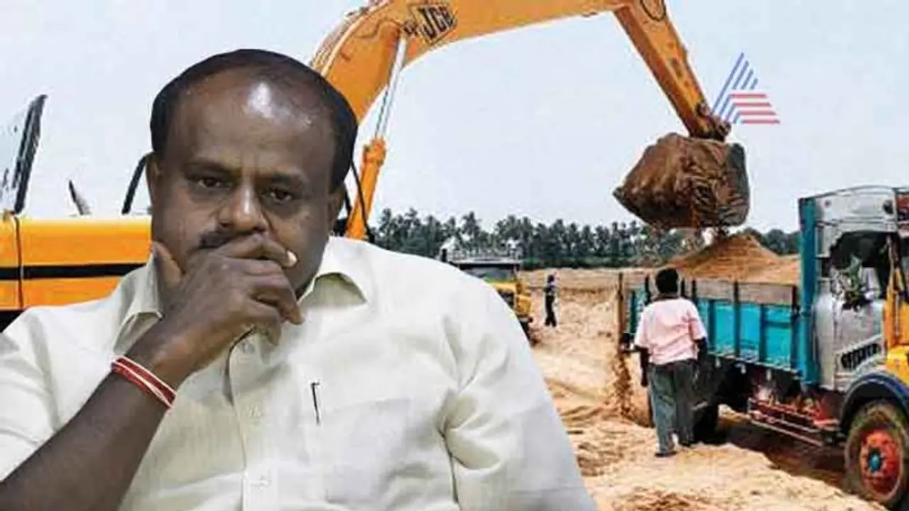 ಅಕ್ರಮ ಮರಳು ದಂಧೆ ಹಿಂದೆ ಇವರೆಲ್ಲ ಇದ್ದಾರೆ: ಸಿಎಂ ಬಿಚ್ಚಿಟ್ಟ ಸತ್ಯ ಅಕ್ರಮ ಮರಳು ದಂಧೆ ಹಿಂದೆ ಇವರೆಲ್ಲ ಇದ್ದಾರೆ: ಸಿಎಂ ಬಿಚ್ಚಿಟ್ಟ ಸತ್ಯ