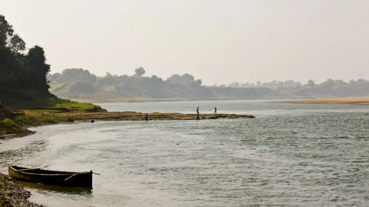 Madhya Pradesh: Narmada river flows above danger mark; officials closely monitoring situation