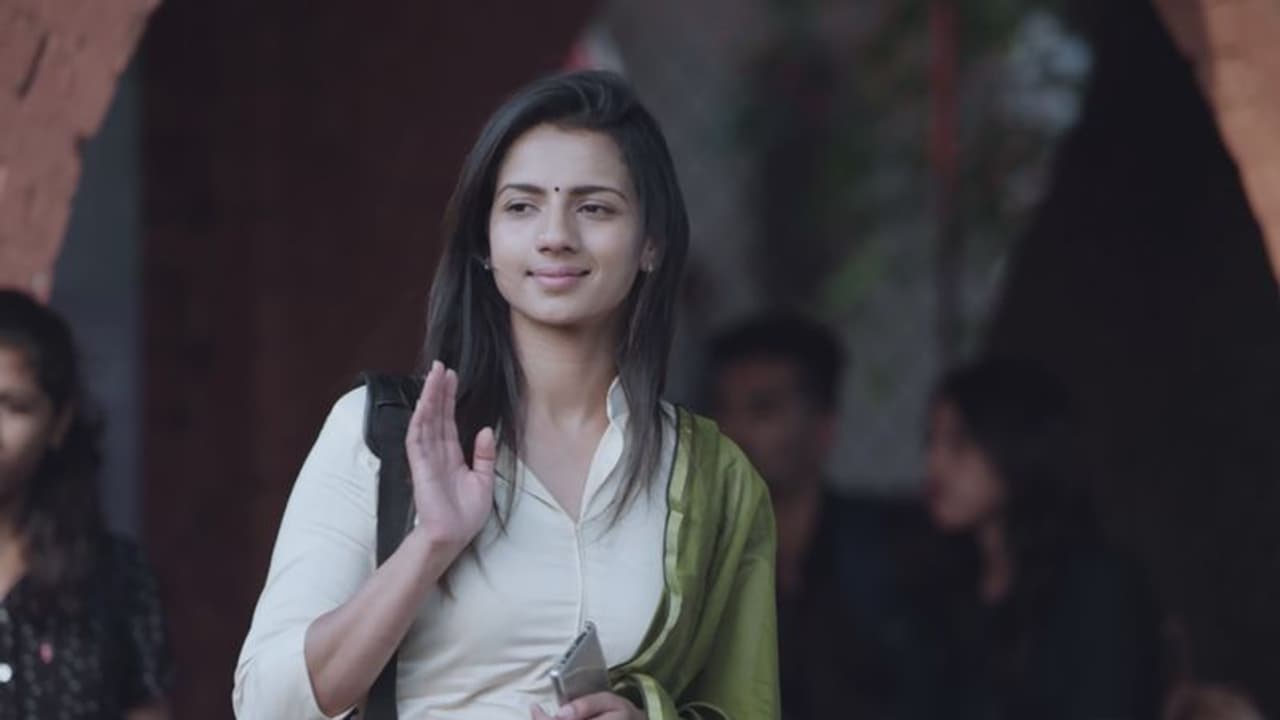 ಮತ್ತೆ ಕಿರುತೆರೆಗೆ ಮರಳಿದ ಶ್ರುತಿ ಹರಿಹರನ್; ಇಲ್ಲಿದೆ ಸಂಪೂರ್ಣ ವಿವರ ಮತ್ತೆ ಕಿರುತೆರೆಗೆ ಮರಳಿದ ಶ್ರುತಿ ಹರಿಹರನ್; ಇಲ್ಲಿದೆ ಸಂಪೂರ್ಣ ವಿವರ