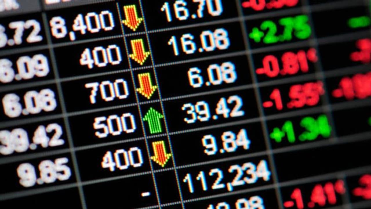 మెరుపులు.. ఆ పై కుదుపులు.. స్టాక్ మార్కెట్ల తీరు..!! మెరుపులు.. ఆ పై కుదుపులు.. స్టాక్ మార్కెట్ల తీరు..!!