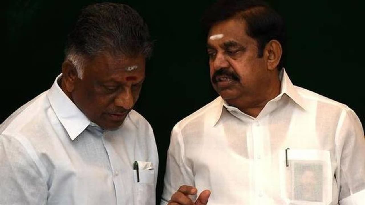 அ.தி.மு.கவில் அடுத்தடுத்த புறக்கணிப்பு! ஓ.பி.எஸ் மீது ஆதரவாளர்கள் கடும் அதிருப்தி! அ.தி.மு.கவில் அடுத்தடுத்த புறக்கணிப்பு! ஓ.பி.எஸ் மீது ஆதரவாளர்கள் கடும் அதிருப்தி!