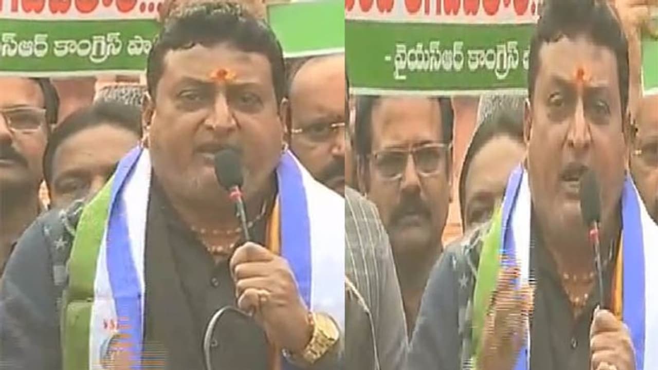 చంద్రబాబు పిడేల్, గిటార్ వాయించుకోవాల్సిందే: సినీనటుడు పృథ్విరాజ్ చంద్రబాబు పిడేల్, గిటార్ వాయించుకోవాల్సిందే: సినీనటుడు పృథ్విరాజ్