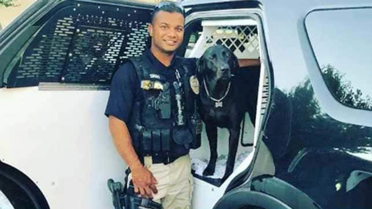 భారత సంతతి పోలీస్‌పై అమెరికాలో కాల్పులు...క్రిస్మస్ పండగ రోజే