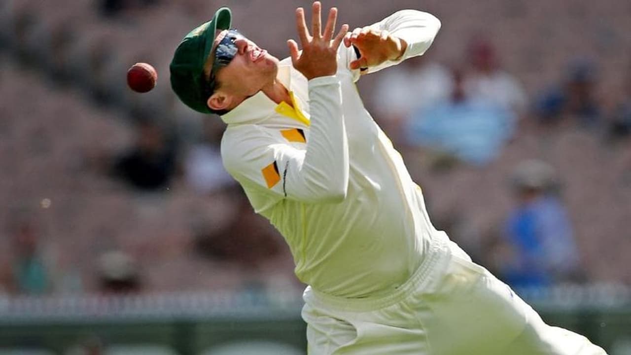 India vs Australia, 3rd Test: Hosts toil hard, drop catches at MCG