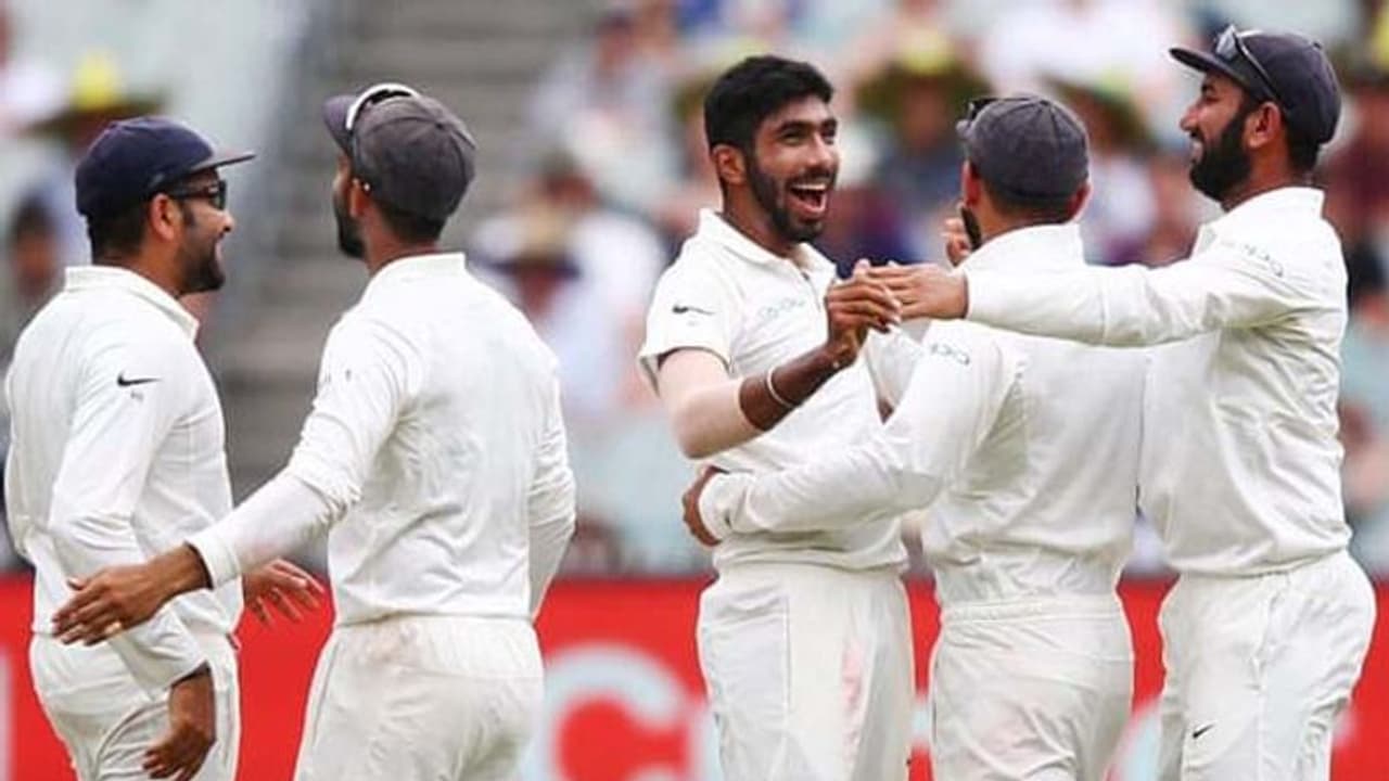 మెల్బోర్న్ టెస్టు: బుమ్రా దెబ్బకు "కంగారె"త్తారు