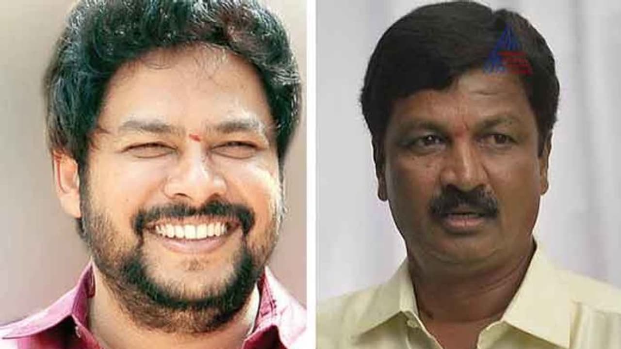 HDK ರಮೇಶ್ ನಾಗೇಂದ್ರ ಭೇಟಿ.. ಅಸಮಾಧಾನ ಹೊಗೆಯಾಡ್ತಿದೆ! HDK ರಮೇಶ್ ನಾಗೇಂದ್ರ ಭೇಟಿ.. ಅಸಮಾಧಾನ ಹೊಗೆಯಾಡ್ತಿದೆ!