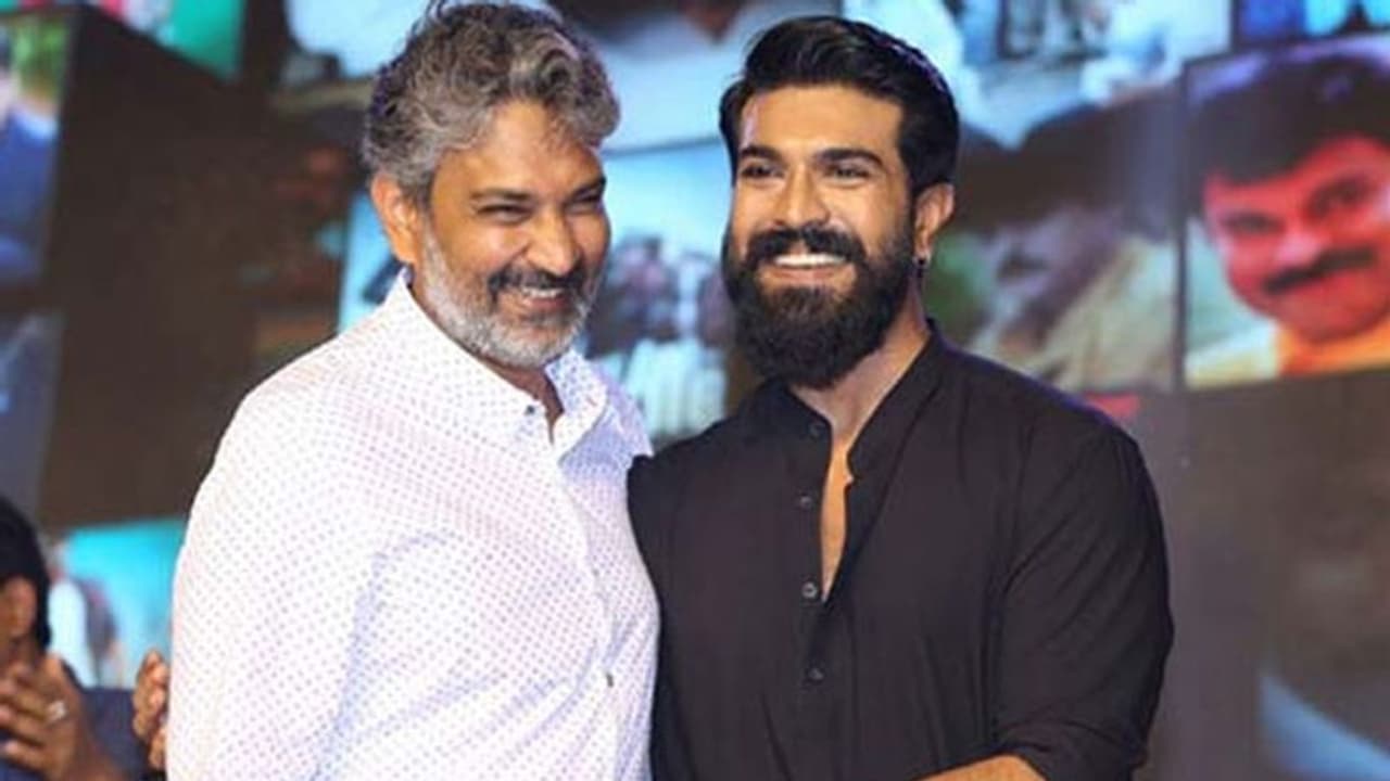 రాజమౌళి, రామ్ చరణ్ డాన్స్ చూశారా..? రాజమౌళి, రామ్ చరణ్ డాన్స్ చూశారా..?