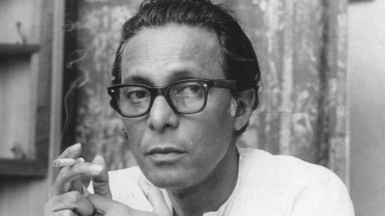 চলচ্চিত্রের 'ভুবন সোম', জন্মদিনে ফিরে দেখা কিংবদন্তী মৃণাল সেনকে চলচ্চিত্রের 'ভুবন সোম', জন্মদিনে ফিরে দেখা কিংবদন্তী মৃণাল সেনকে