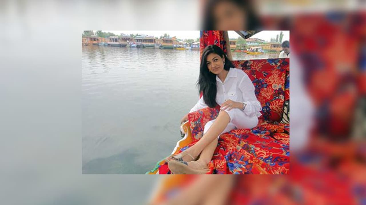 AAP’s Alka Lamba sparks ghar wapsi speculations by tweeting cryptic Rajesh Khanna song