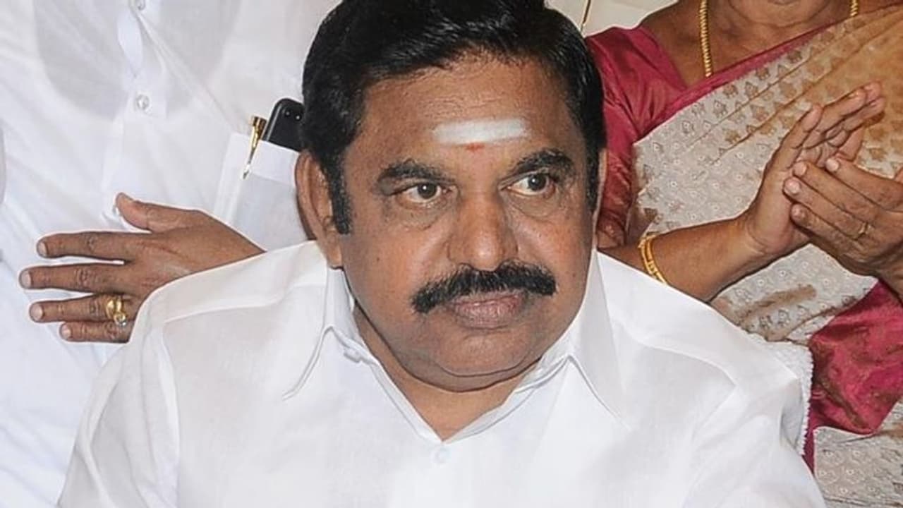 ஆசிரியர்களின் கோரிக்கைகளை ஏற்கவே முடியாது..! பொட்டில் ஓங்கி அடித்த தமிழக அரசு... கலக்கும் எடப்பாடி..! ஆசிரியர்களின் கோரிக்கைகளை ஏற்கவே முடியாது..! பொட்டில் ஓங்கி அடித்த தமிழக அரசு... கலக்கும் எடப்பாடி..!