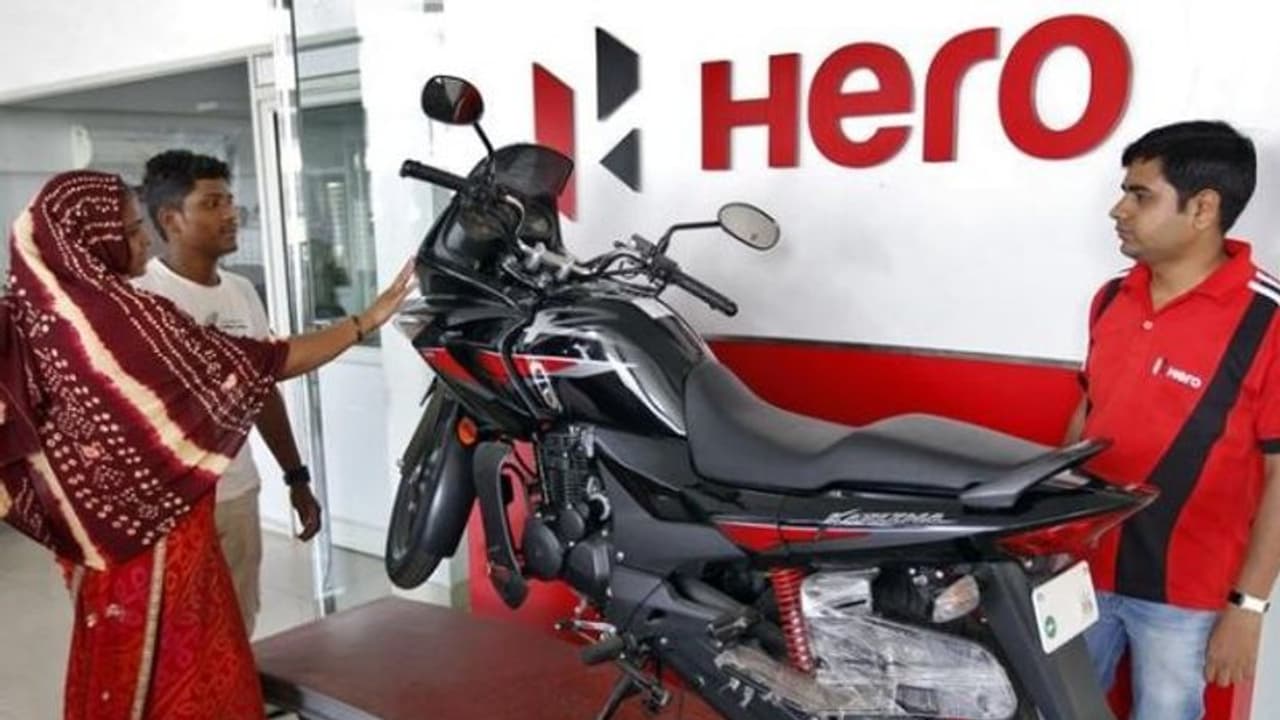 ‘హీరో’ఫస్ట్: నవంబర్ సేల్స్లో టాప్ 4 మోడల్స్ ఆ సంస్థవే ‘హీరో’ఫస్ట్: నవంబర్ సేల్స్లో టాప్ 4 మోడల్స్ ఆ సంస్థవే
