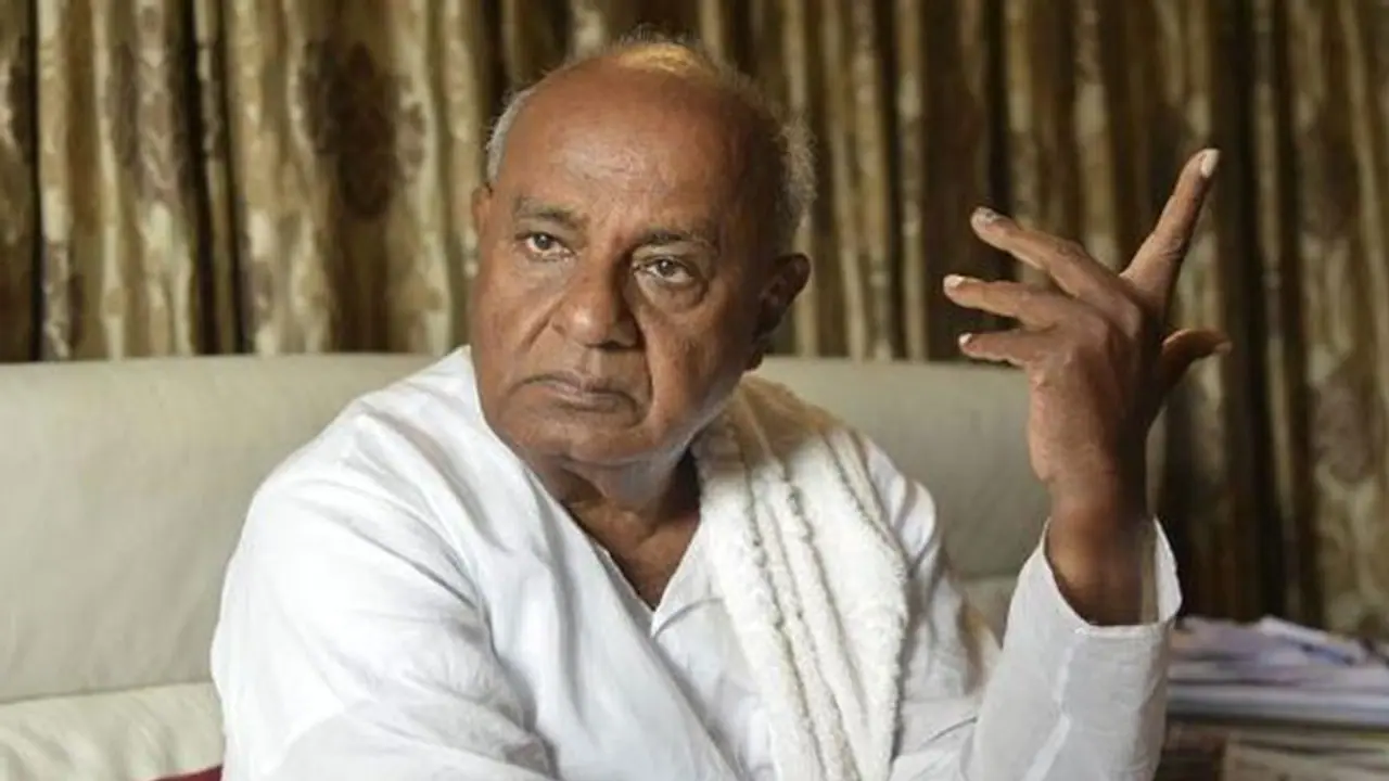 ‘Naidu’ caste politics: Deve Gowda backs Chandrababu Naidu; BJP slams JDS’s double standards