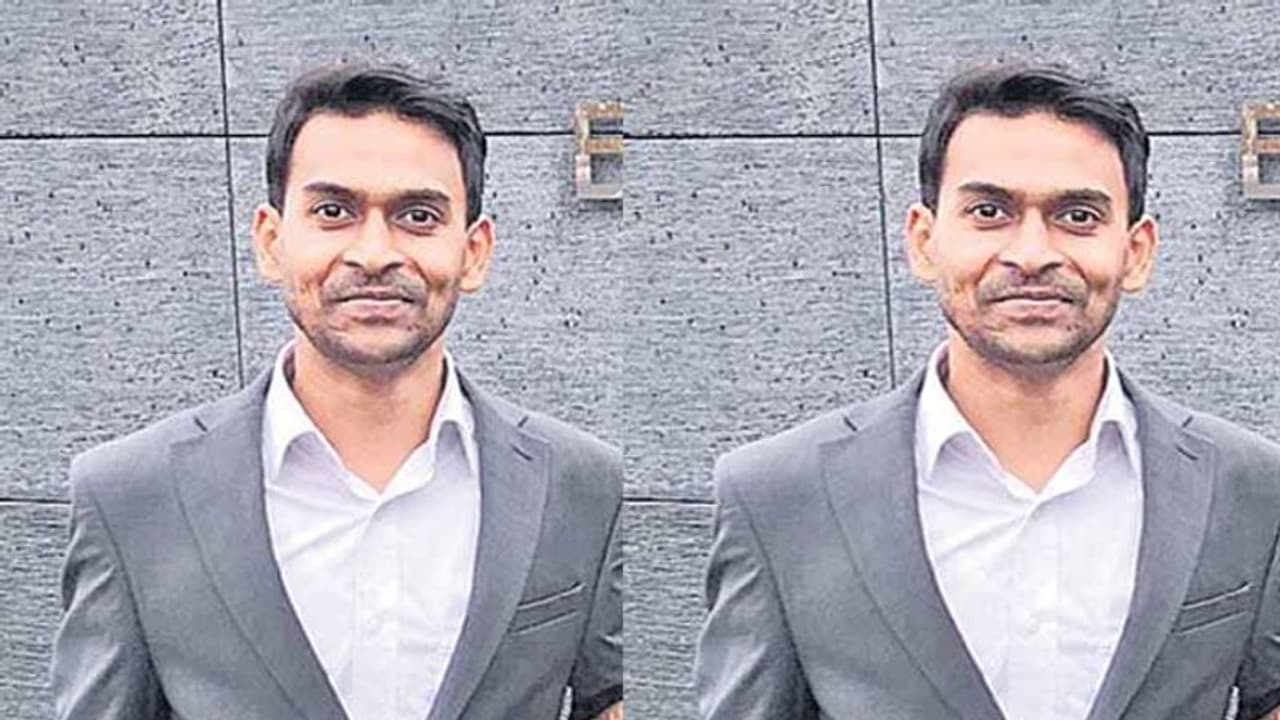 వరల్డ్ ఎకనమిక్ ఫోరమ్లో తెలంగాణ బస్సు డ్రైవర్ కొడుకు... 65 లక్షల వేతనం వరల్డ్ ఎకనమిక్ ఫోరమ్లో తెలంగాణ బస్సు డ్రైవర్ కొడుకు... 65 లక్షల వేతనం